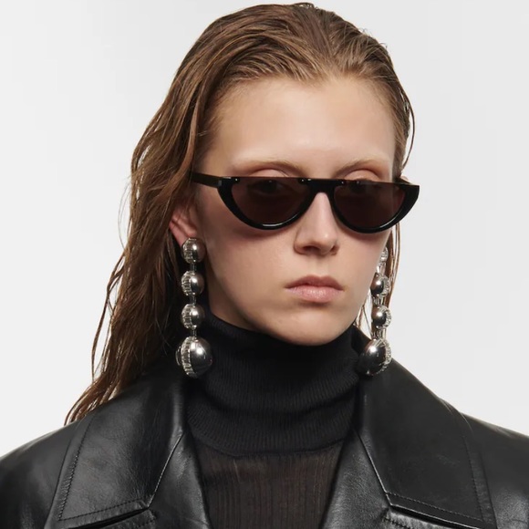 Excluded Saint Laurent Sunglasses 350 - Picture 6 of 6